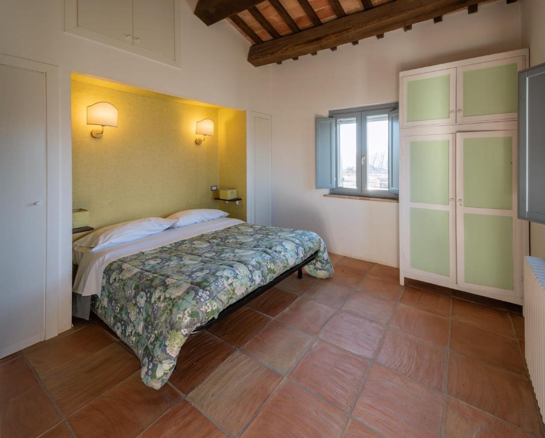 Recchi Franceschini Bike Hotel Last - Minute - Availability Montalto delle Marche Exterior photo